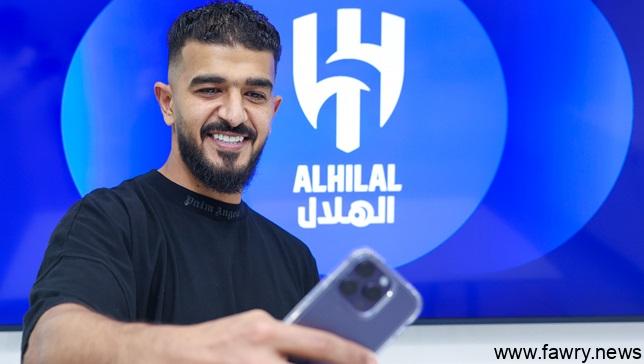 عبدالله المعيوف يمدد عقده مع الهلال حتى عام 2024